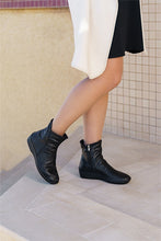 Load image into Gallery viewer, Arcopedico L19 Boot J17 Creative Black Ankle Boot