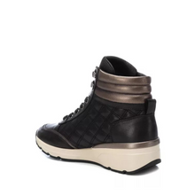 Load image into Gallery viewer, Carmela 161821 B.N. Size Zip High Sneakers Piel Black