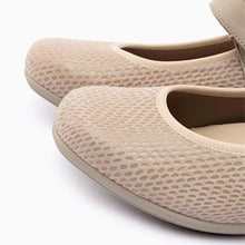 Load image into Gallery viewer, Klouds Wisdom Xw Womens Shoes Beige Snake Stretch Adjustable Shoe