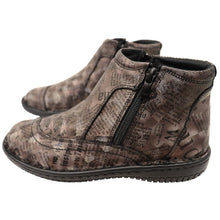 Load image into Gallery viewer, Cabello Cp522-32 Print Side Zip Boot