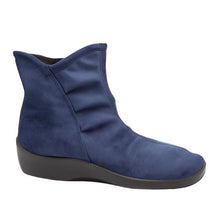 Load image into Gallery viewer, Arcopedico L19 Dd Denum Suede Navy Ankle Boot