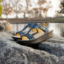 Load image into Gallery viewer, Alegria Kerri Passionate Adjustable Sandal