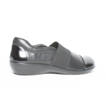 Load image into Gallery viewer, Pure Comfort Archive Black Patent Slip On Shoe