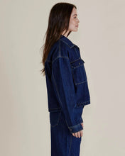 Load image into Gallery viewer, Betty Basics Selby Denim Jacket