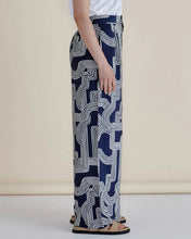 Load image into Gallery viewer, Betty Basics Zander Pant Navy Geo