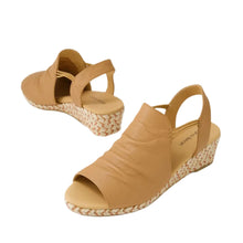 Load image into Gallery viewer, Diana Ferrari Hlensia Light Tan-multi Leather Wedge Sandal