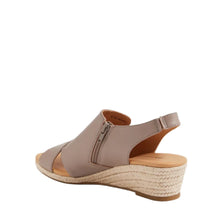 Load image into Gallery viewer, Diana Ferrari Hacey Stone Leather Wedge Sandal