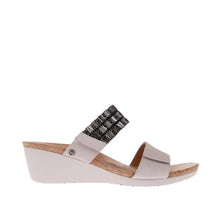 Load image into Gallery viewer, Revere Sorrento Pebble Womens Shoes Slide