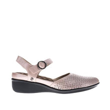 Load image into Gallery viewer, Revere Calabria Champagne Adjustable Shoe