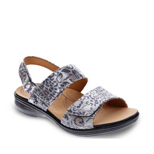 Load image into Gallery viewer, Revere Como Silver Safari W Medium Adjustable Sandal