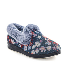 Load image into Gallery viewer, Panda Emille Slipper Blue Floral