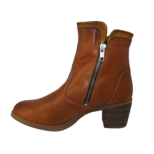 Load image into Gallery viewer, Zeta Rocio Nobuck Cuero Zip Up Boot