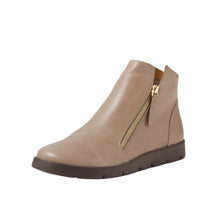 Load image into Gallery viewer, Ziera Mohme W Smoke Leather Side Zip Ankle Boot