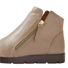Load image into Gallery viewer, Ziera Mohme W Smoke Leather Side Zip Ankle Boot