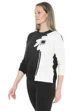 Load image into Gallery viewer, Jump Flower Stem Pullover Black Combo