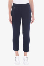 Load image into Gallery viewer, Jump 7/8 Track Pant Navy