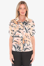 Load image into Gallery viewer, Jump Afrique Shirt Multi