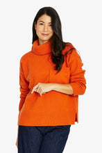 Load image into Gallery viewer, Jump Roll Nk Pkt Pullover