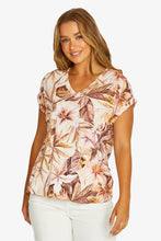 Load image into Gallery viewer, Jump Sunkissed Tee Multi