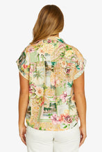 Load image into Gallery viewer, Jump Resort Roses Top Multi