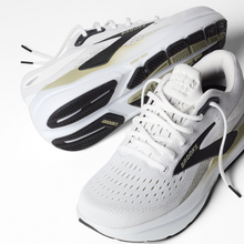 Load image into Gallery viewer, Brooks M Ghost Max 3 2E Width Bright White/Tea/Black