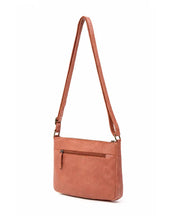 Load image into Gallery viewer, Sash &amp; Saddle Tamworth Patchwork Detail Leather Xbody Bag