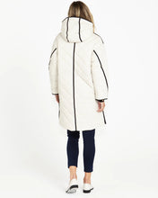 Load image into Gallery viewer, Betty Basics Alexa Reversible Puffer Jacket