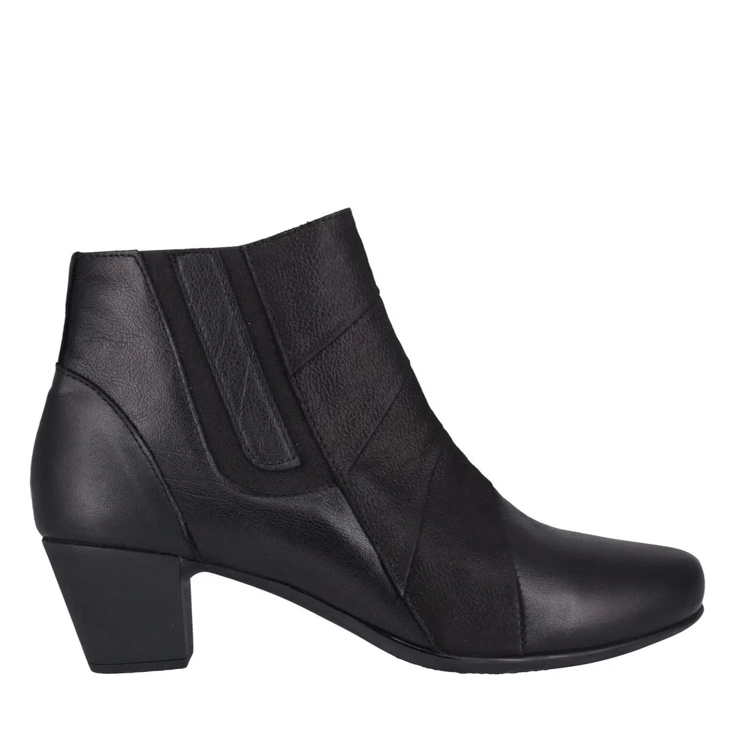 Cabello Eva Boot / Black