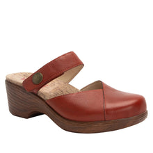 Load image into Gallery viewer, Alegria Sydni Rust Women&#39;s Clogs