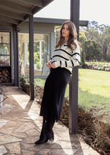 Load image into Gallery viewer, Jump Stripe Collar Pullover Wishbone/Black