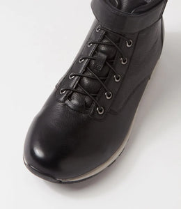 Ziera Balla Wide Black Leather Boot