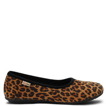 Load image into Gallery viewer, We Love Slippers P610 Leopard