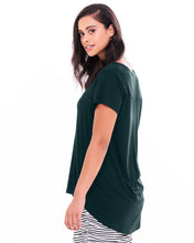 Load image into Gallery viewer, Betty Basics Maui tee Ivy