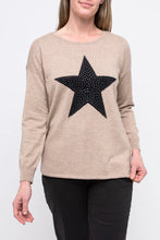 Load image into Gallery viewer, Jump Diamante Star Pullover Wheat Combo